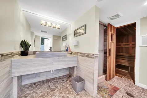 330 Se 20th Avenue Deerfield Beach FL 33441