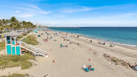 330 Se 20th Avenue Deerfield Beach FL 33441
