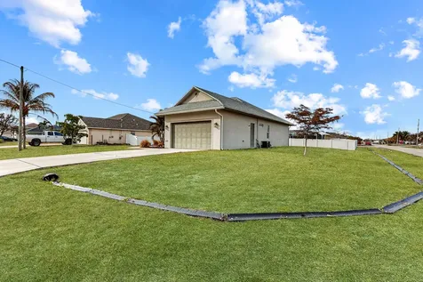 601 Sw Mchole Avenue Port Saint Lucie FL 34953
