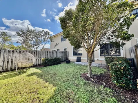 9623 Town Parc Circle Parkland FL 33076