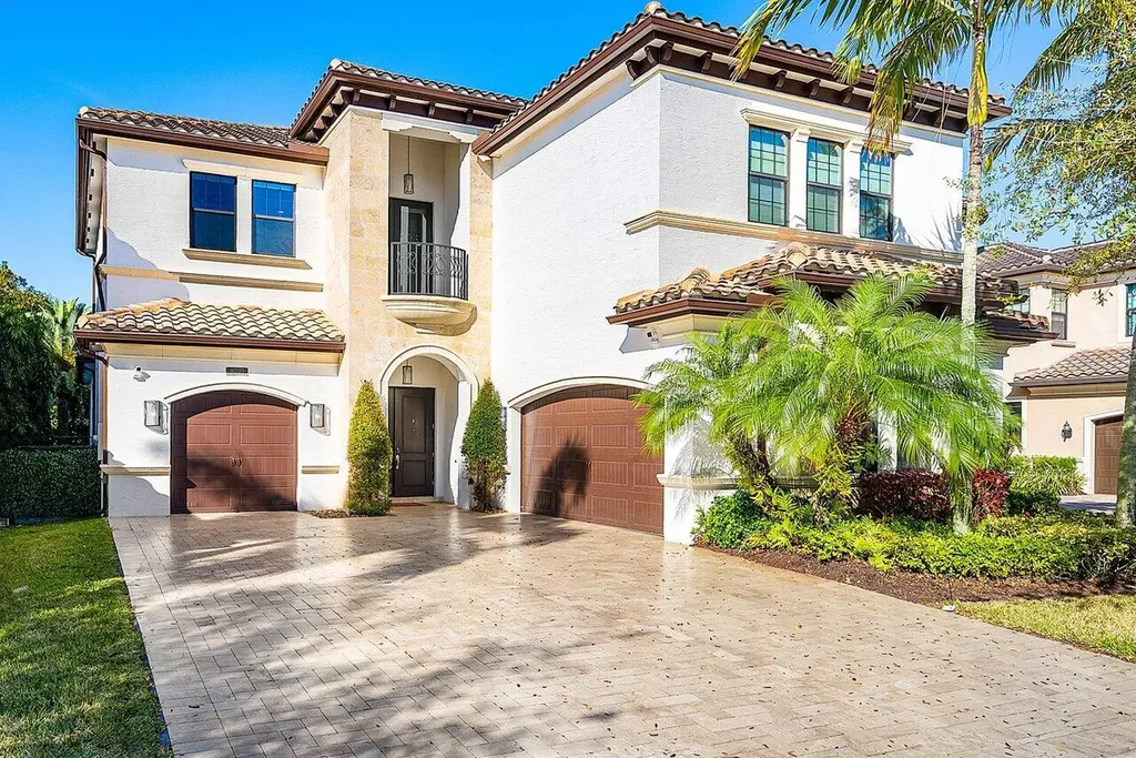 8221 Banpo Bridge Way Delray Beach FL 33446