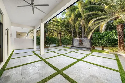 8221 Banpo Bridge Way Delray Beach FL 33446