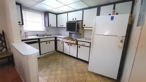 48 Stratford D West Palm Beach FL 33417