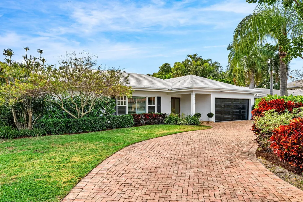 830 Tangerine Way Gulf Stream FL 33483