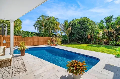 830 Tangerine Way Gulf Stream FL 33483