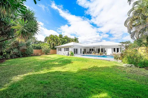830 Tangerine Way Gulf Stream FL 33483