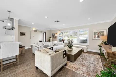 830 Tangerine Way Gulf Stream FL 33483