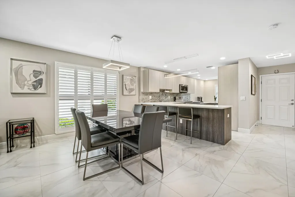 23 Westgate Lane Boynton Beach FL 33436
