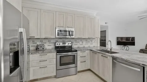 7781 Nw 29th Street Margate FL 33063