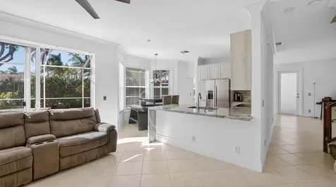 7781 Nw 29th Street Margate FL 33063