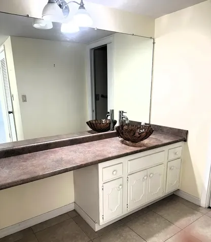 2000 Presidential Way West Palm Beach FL 33401