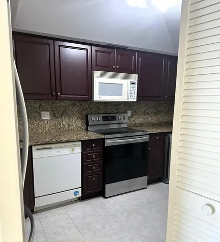 2000 Presidential Way West Palm Beach FL 33401