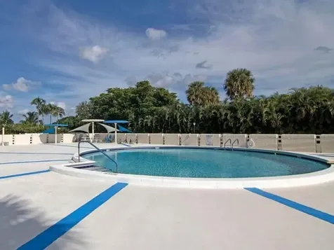 2000 Presidential Way West Palm Beach FL 33401
