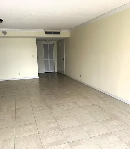 2000 Presidential Way West Palm Beach FL 33401