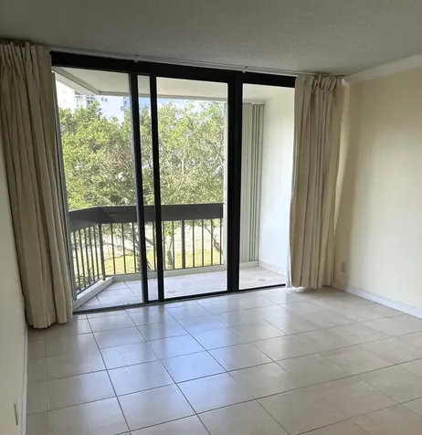 2000 Presidential Way West Palm Beach FL 33401