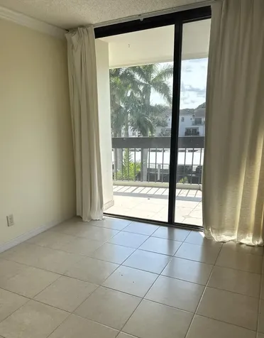 2000 Presidential Way West Palm Beach FL 33401
