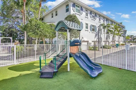 1383 Piazza Pitti Boynton Beach FL 33426