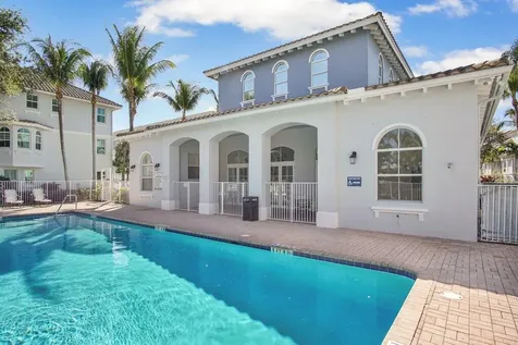 1383 Piazza Pitti Boynton Beach FL 33426