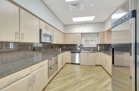 10 Colonial Club Drive Boynton Beach FL 33435