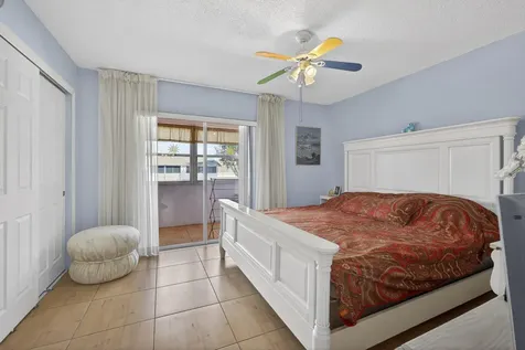 39 Dorchester B West Palm Beach FL 33417