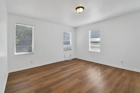 635 6th Street West Palm Beach FL 33401