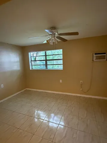5601 Pierce Street Hollywood FL 33021