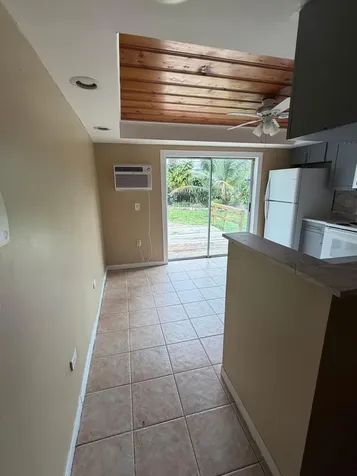 5601 Pierce Street Hollywood FL 33021