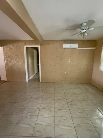 5601 Pierce Street Hollywood FL 33021