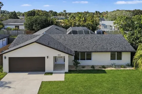 12129 Stratford Street Wellington FL 33414