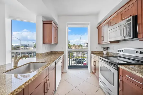 7270 Sw 88th Street Miami FL 33156
