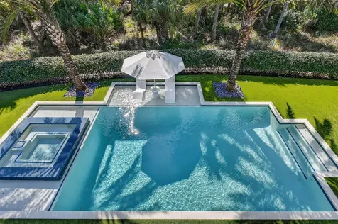 13590 Artisan Circle Palm Beach Gardens FL 33418