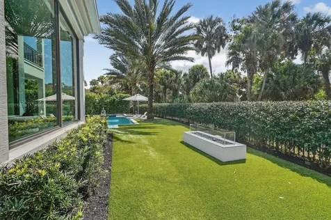 13590 Artisan Circle Palm Beach Gardens FL 33418