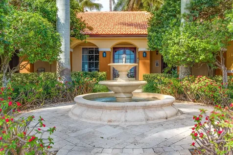 117 Yacht Club Way Hypoluxo FL 33462