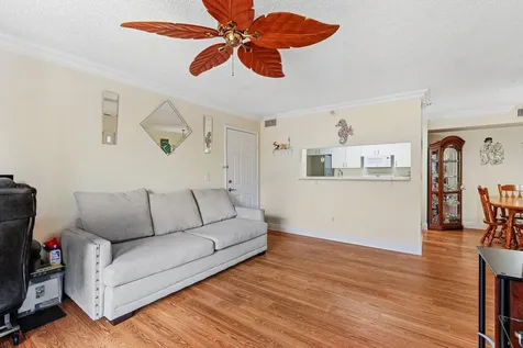117 Yacht Club Way Hypoluxo FL 33462