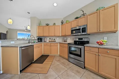 9893 Sw Eastbrook Circle Port Saint Lucie FL 34987