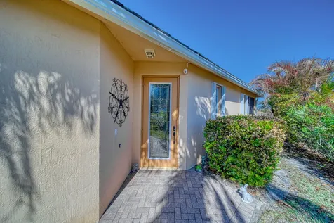9893 Sw Eastbrook Circle Port Saint Lucie FL 34987