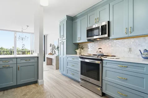 122 Lakeshore Drive North Palm Beach FL 33408