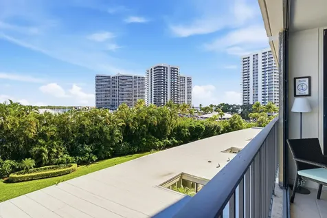122 Lakeshore Drive North Palm Beach FL 33408