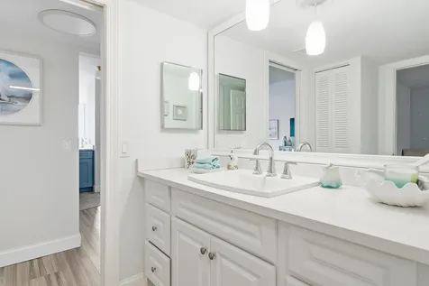 122 Lakeshore Drive North Palm Beach FL 33408