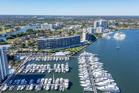 122 Lakeshore Drive North Palm Beach FL 33408