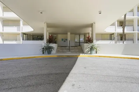 122 Lakeshore Drive North Palm Beach FL 33408