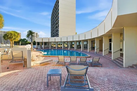 122 Lakeshore Drive North Palm Beach FL 33408