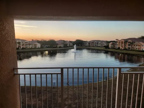 271 SW Palm Drive Port Saint Lucie FL 34986