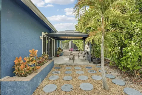 1827 Len Drive North Palm Beach FL 33408