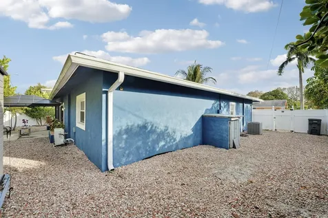1827 Len Drive North Palm Beach FL 33408