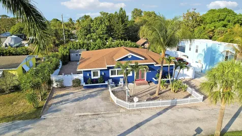 1827 Len Drive North Palm Beach FL 33408