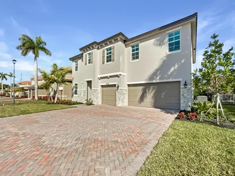 9298 Pearch Lane Boynton Beach FL 33437