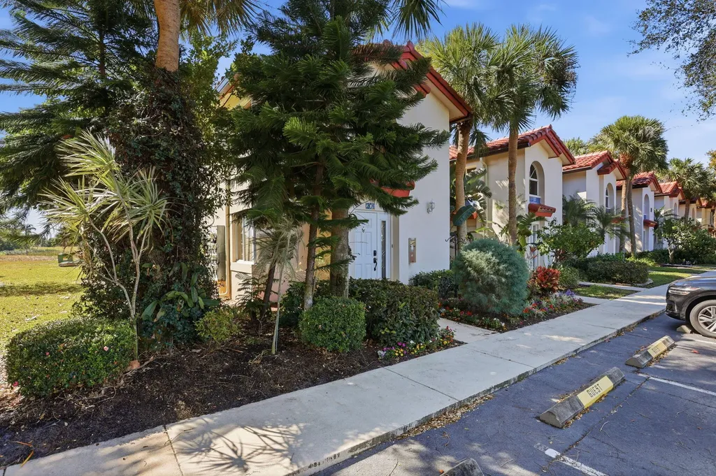 440 Nw 67th Street Boca Raton FL 33487