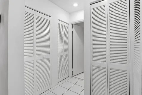 440 Nw 67th Street Boca Raton FL 33487