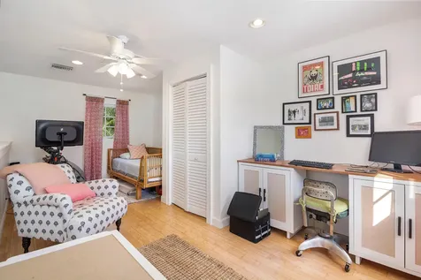 859 Sunset Road West Palm Beach FL 33401